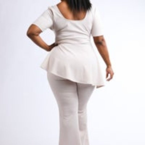 Sweetheart of a Pantsuit - Picture 2 of 5